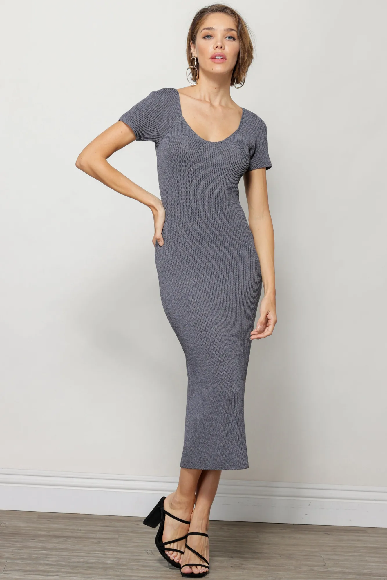 Line & Dot MELISSA SWEATER MIDI DRESS- Dresses