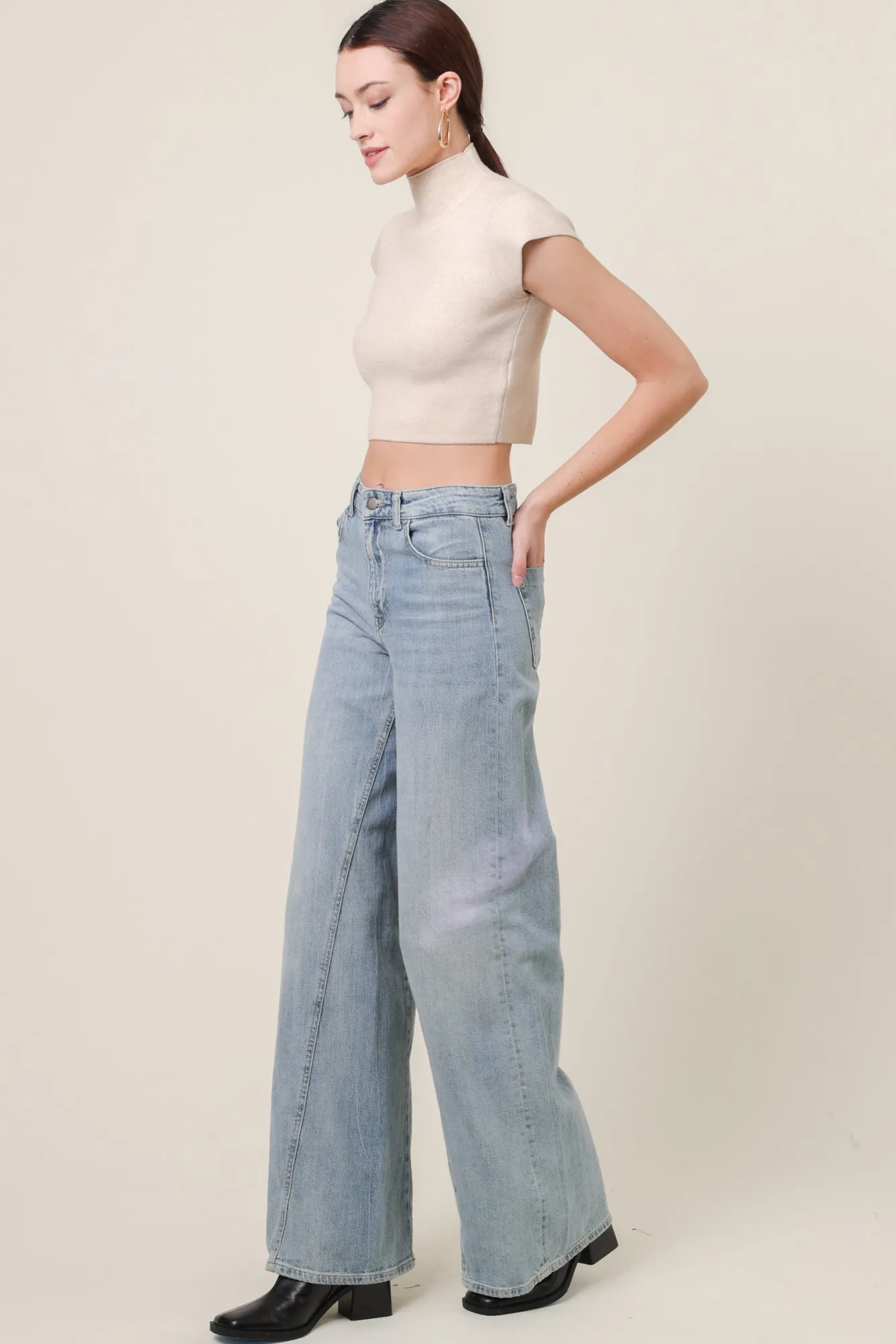 Line & Dot RUMI SHORT SLEEVE SWEATER- Tops