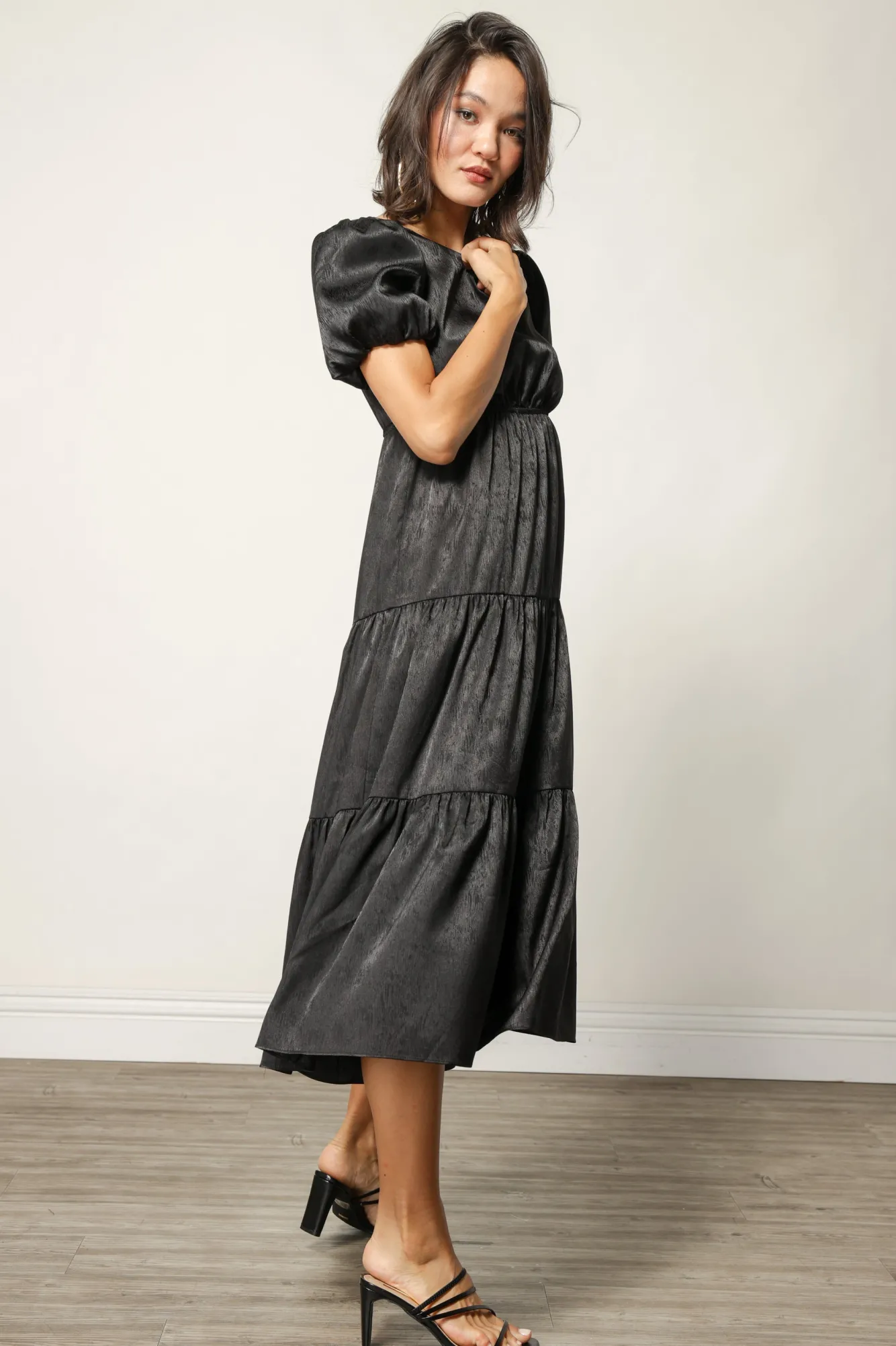 Line & Dot VALERIE MIDI DRESS- Dresses